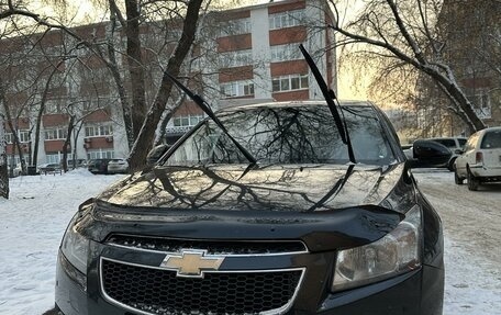 Chevrolet Cruze II, 2011 год, 770 000 рублей, 3 фотография