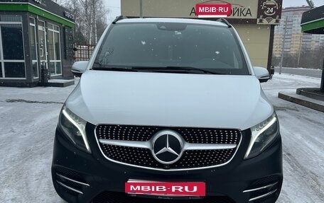 Mercedes-Benz V-Класс, 2019 год, 7 500 000 рублей, 2 фотография