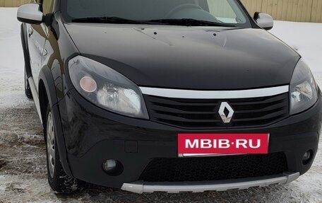 Renault Sandero I, 2012 год, 820 000 рублей, 2 фотография