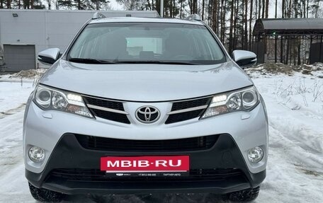 Toyota RAV4, 2014 год, 1 988 000 рублей, 2 фотография