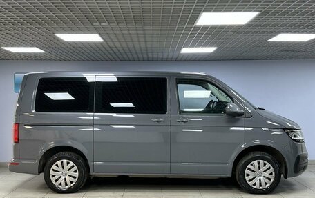 Volkswagen Caravelle T6 рестайлинг, 2021 год, 5 450 000 рублей, 4 фотография