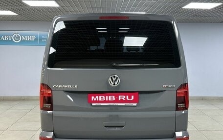 Volkswagen Caravelle T6 рестайлинг, 2021 год, 5 450 000 рублей, 6 фотография