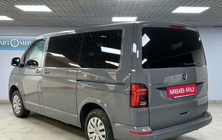 Volkswagen Caravelle T6 рестайлинг, 2021 год, 5 450 000 рублей, 7 фотография