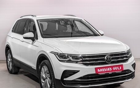 Volkswagen Tiguan II, 2021 год, 4 100 000 рублей, 3 фотография