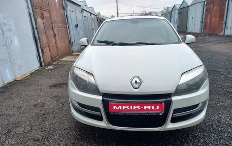 Renault Laguna III рестайлинг, 2015 год, 1 400 000 рублей, 2 фотография