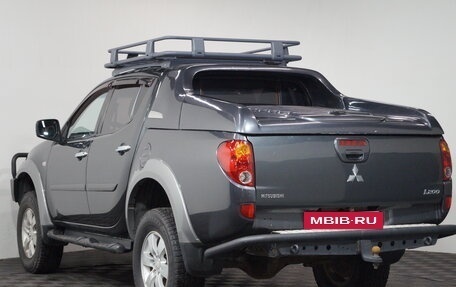 Mitsubishi L200 IV рестайлинг, 2013 год, 1 499 000 рублей, 6 фотография