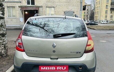 Renault Sandero I, 2014 год, 800 000 рублей, 2 фотография