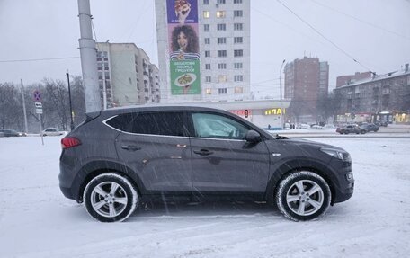 Hyundai Tucson III, 2019 год, 2 490 000 рублей, 4 фотография