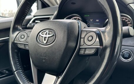 Toyota Camry, 2018 год, 3 170 000 рублей, 7 фотография