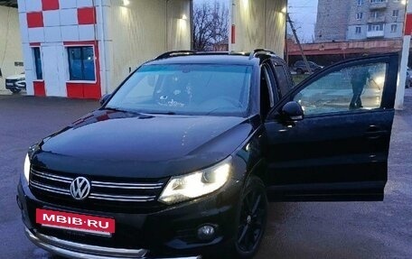 Volkswagen Tiguan I, 2013 год, 1 400 000 рублей, 2 фотография