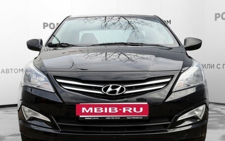 Hyundai Solaris II рестайлинг, 2015 год, 1 225 000 рублей, 2 фотография