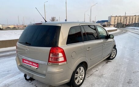 Opel Zafira B, 2011 год, 890 000 рублей, 1 фотография