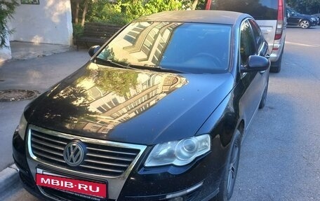 Volkswagen Passat B6, 2008 год, 610 000 рублей, 2 фотография