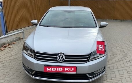 Volkswagen Passat B7, 2012 год, 1 350 000 рублей, 2 фотография