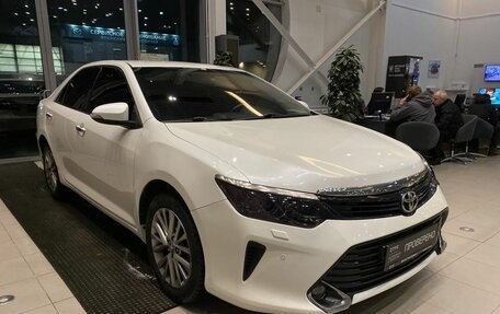 Toyota Camry, 2016 год, 2 199 000 рублей, 3 фотография