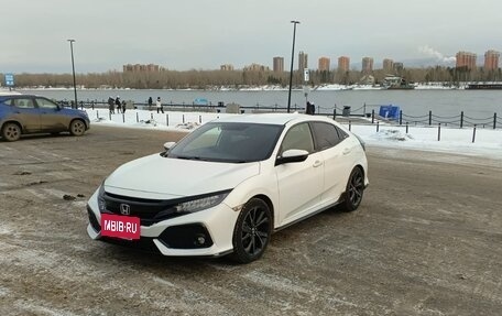 Honda Civic IX, 2017 год, 1 990 000 рублей, 2 фотография