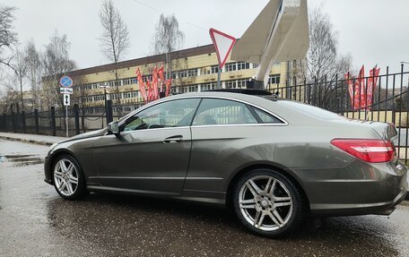 Mercedes-Benz E-Класс, 2012 год, 1 440 000 рублей, 5 фотография