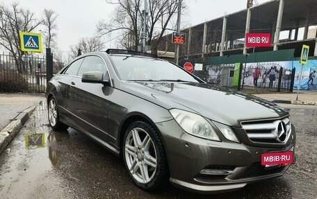 Mercedes-Benz E-Класс, 2012 год, 1 440 000 рублей, 2 фотография