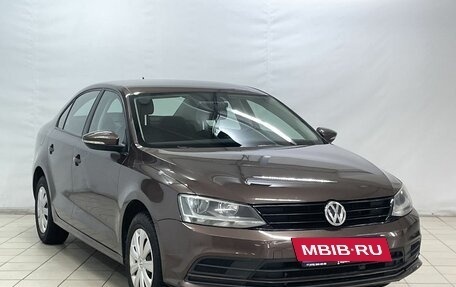 Volkswagen Jetta VI, 2015 год, 1 169 000 рублей, 2 фотография