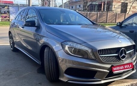 Mercedes-Benz A-Класс, 2014 год, 1 560 000 рублей, 2 фотография