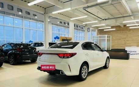 KIA Rio IV, 2021 год, 1 899 000 рублей, 6 фотография