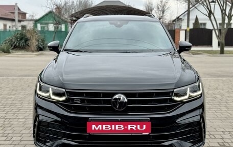 Volkswagen Tiguan II, 2021 год, 4 169 000 рублей, 3 фотография