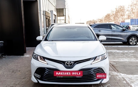 Toyota Camry, 2020 год, 2 970 000 рублей, 8 фотография