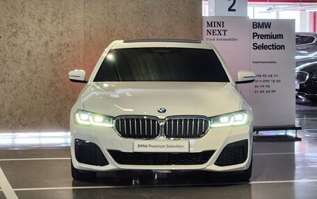 BMW 5 серия, 2021 год, 4 350 000 рублей, 2 фотография