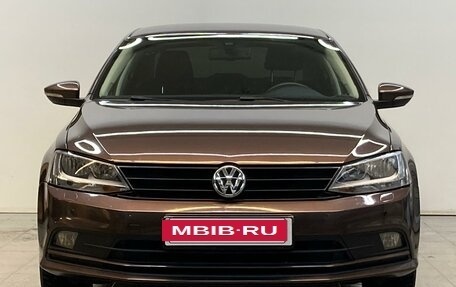 Volkswagen Jetta VI, 2015 год, 1 290 000 рублей, 2 фотография