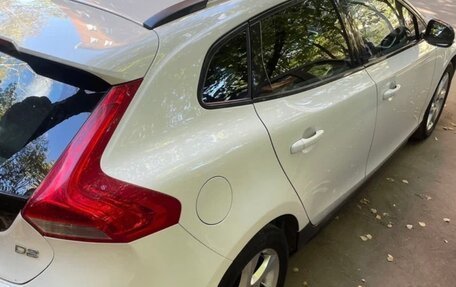 Volvo V40 II рестайлинг, 2013 год, 1 700 000 рублей, 3 фотография