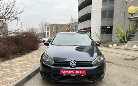 Volkswagen Golf VI, 2011 год, 850 000 рублей, 2 фотография