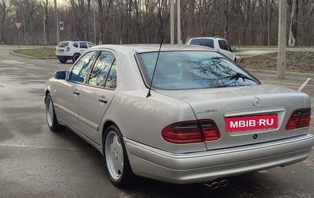 Mercedes-Benz E-Класс, 1996 год, 999 000 рублей, 3 фотография