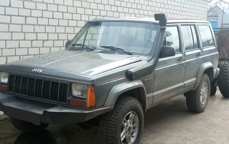 Jeep Cherokee, 1988 год, 600 000 рублей, 4 фотография