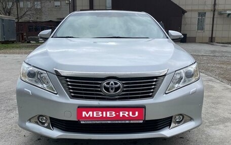 Toyota Camry, 2014 год, 2 000 000 рублей, 2 фотография