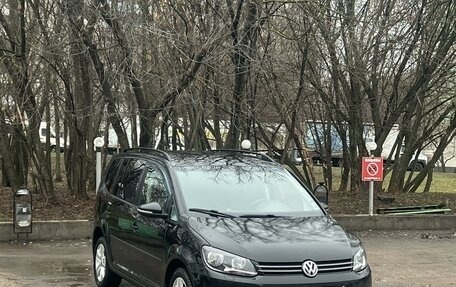 Volkswagen Touran III, 2012 год, 1 000 000 рублей, 3 фотография