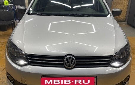 Volkswagen Polo VI (EU Market), 2011 год, 640 000 рублей, 3 фотография