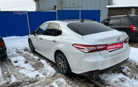 Toyota Camry, 2022 год, 5 200 000 рублей, 4 фотография