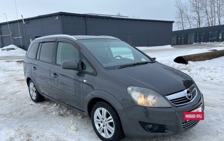 Opel Zafira B, 2012 год, 800 000 рублей, 3 фотография