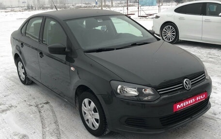 Volkswagen Polo VI (EU Market), 2011 год, 650 000 рублей, 3 фотография