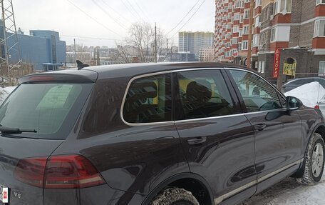 Volkswagen Touareg III, 2010 год, 1 830 000 рублей, 3 фотография