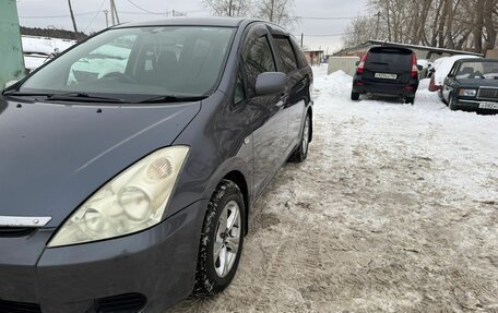 Toyota Wish II, 2003 год, 900 000 рублей, 2 фотография