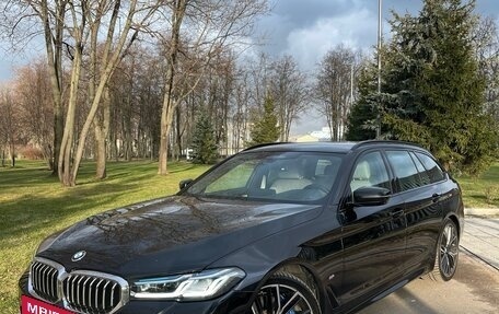 BMW 5 серия, 2020 год, 8 250 000 рублей, 2 фотография