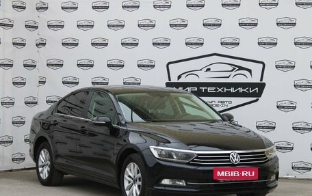 Volkswagen Passat B8 рестайлинг, 2015 год, 1 740 000 рублей, 4 фотография