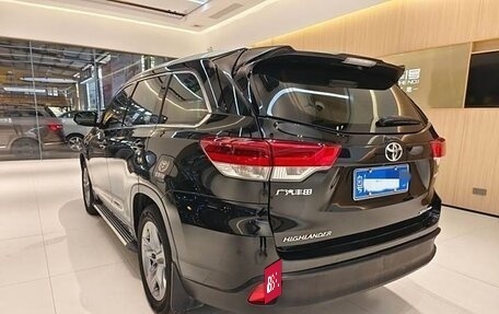 Toyota Highlander III, 2021 год, 3 780 000 рублей, 4 фотография