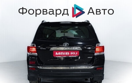 Toyota Highlander III, 2011 год, 2 100 000 рублей, 6 фотография