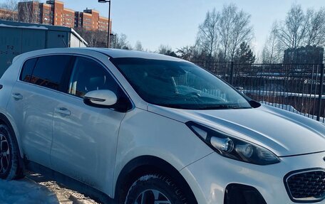 KIA Sportage IV рестайлинг, 2019 год, 2 300 000 рублей, 2 фотография