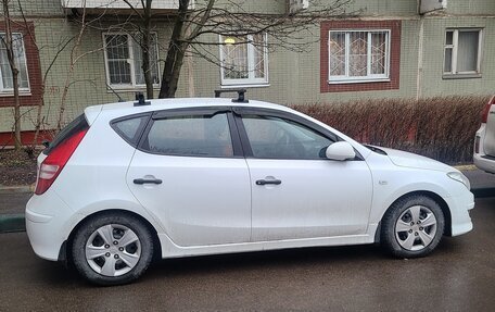 Hyundai i30 I, 2010 год, 900 000 рублей, 4 фотография