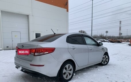 KIA Rio III рестайлинг, 2015 год, 1 000 000 рублей, 3 фотография