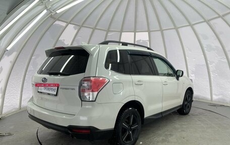 Subaru Forester, 2017 год, 1 900 000 рублей, 5 фотография