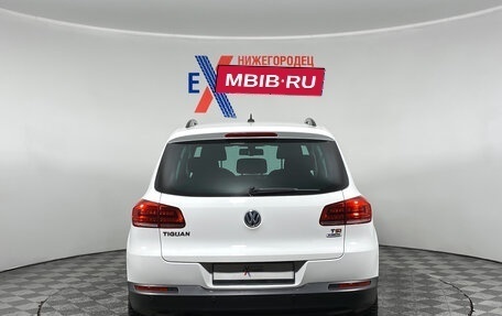 Volkswagen Tiguan I, 2015 год, 1 399 000 рублей, 5 фотография